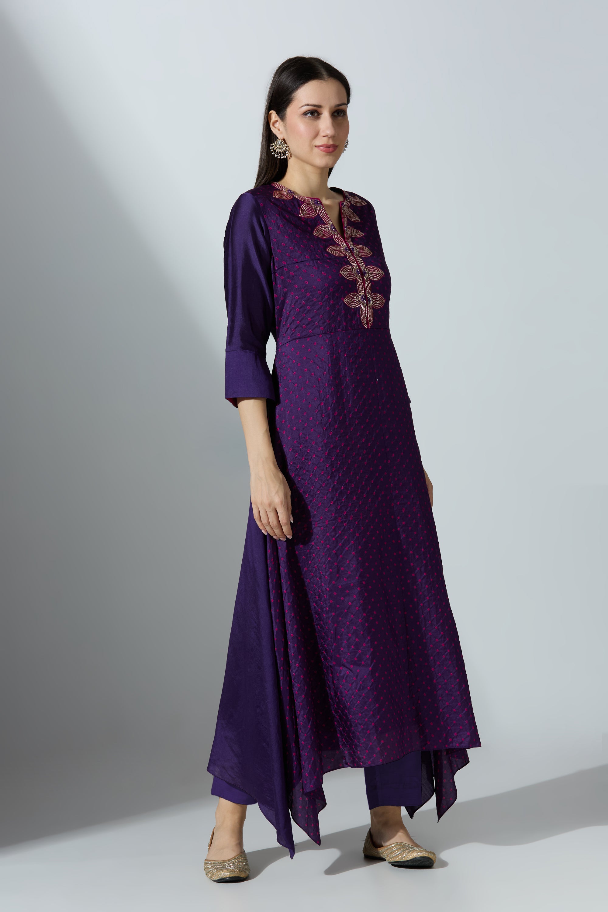 Bandhej Yoke Cut Fan Kurta With Pant