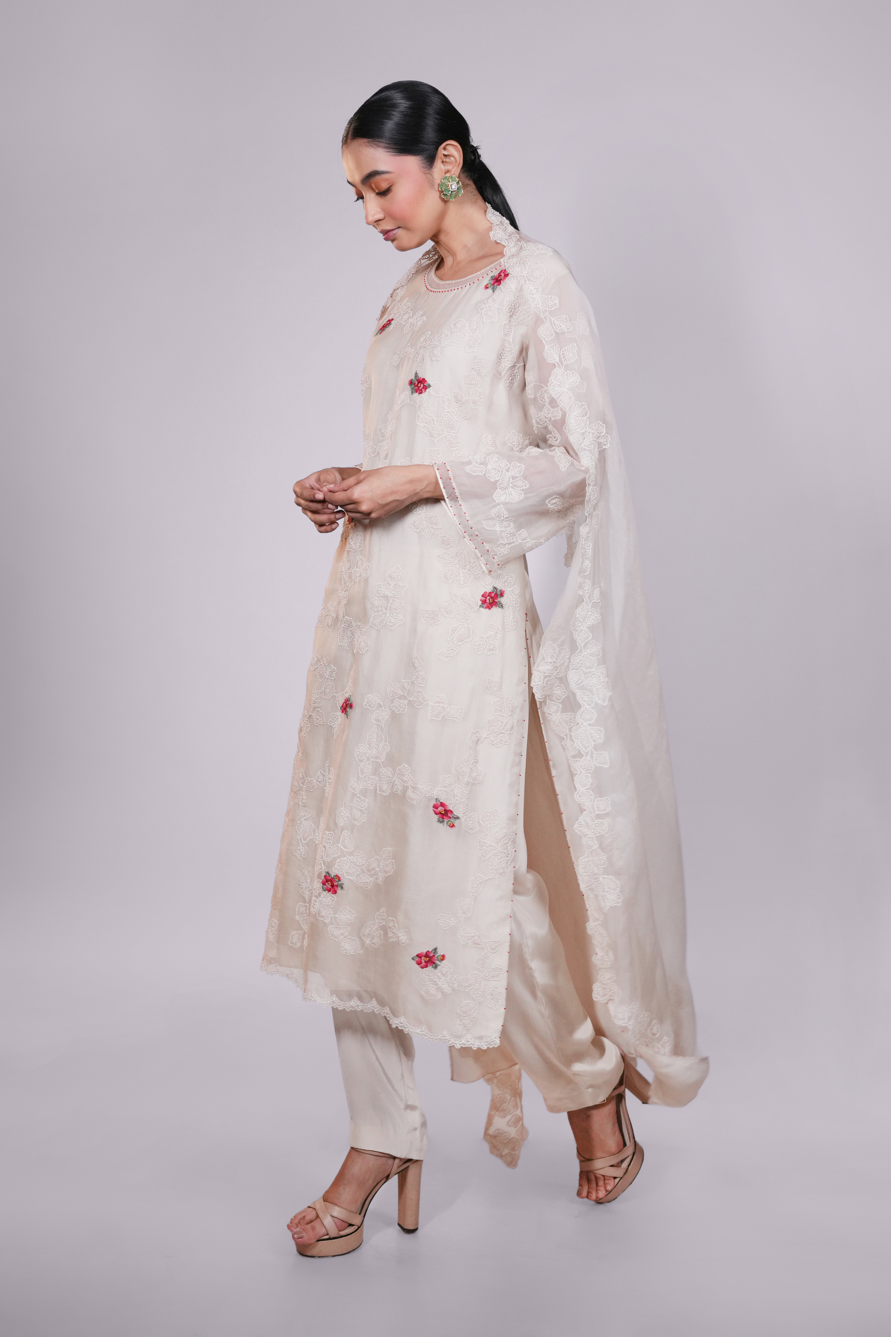 White Back Kali Kurta
