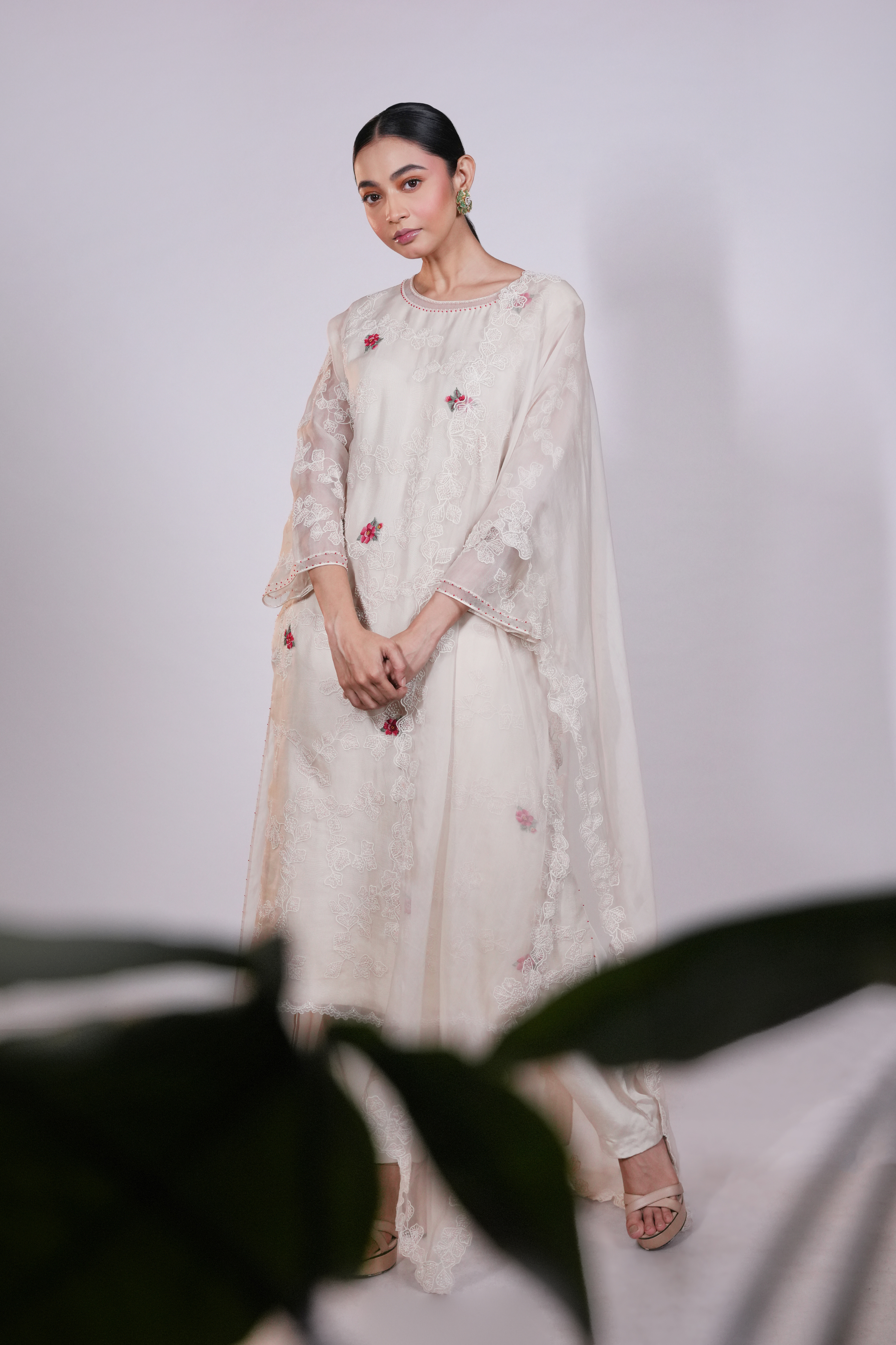 White Back Kali Kurta