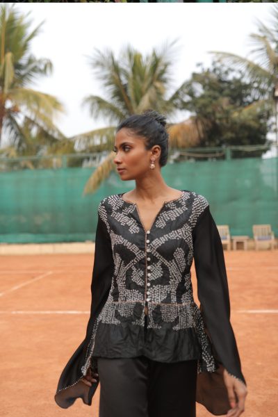 Black Bandhej Top