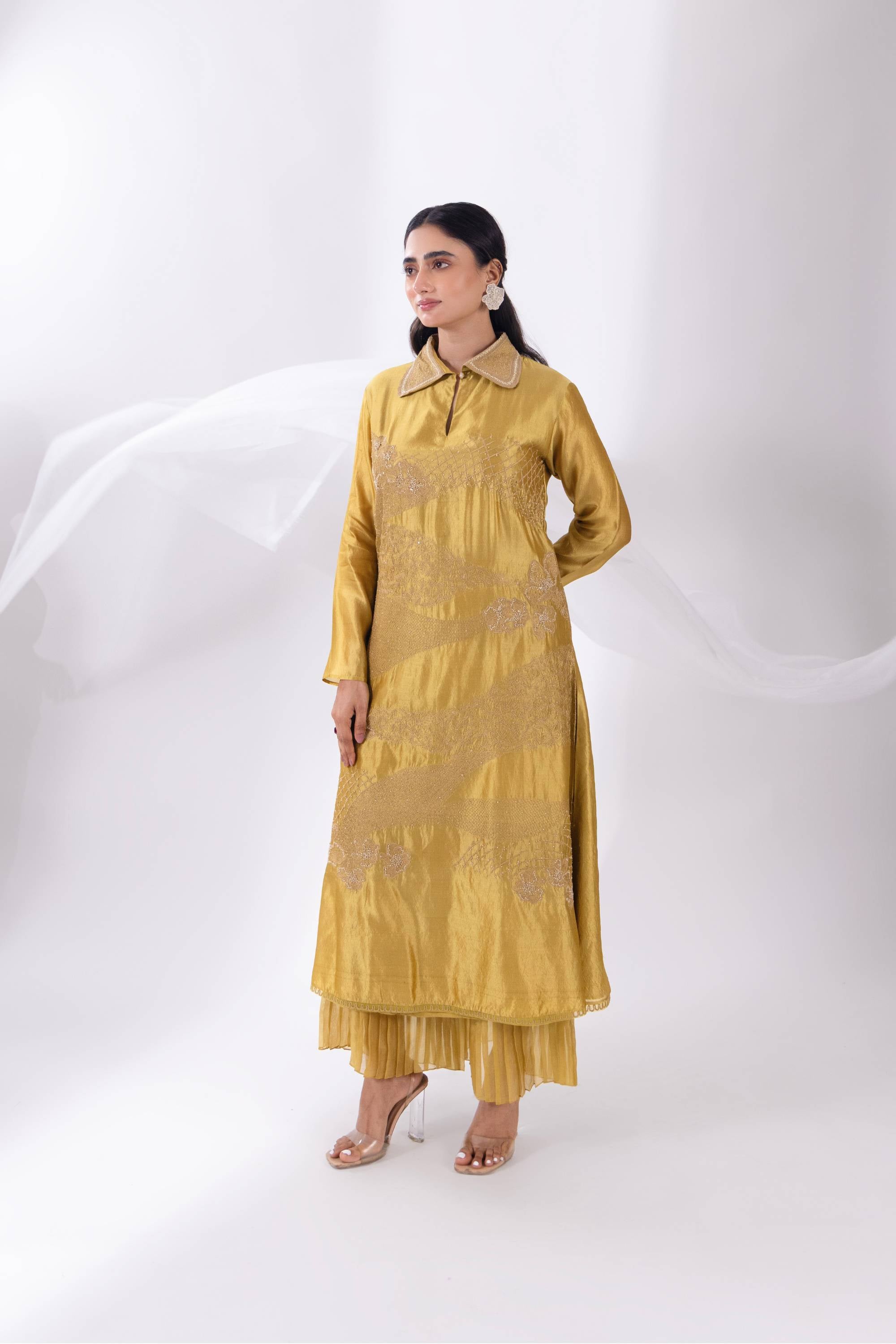 Green A-Line Silk Kurta With Pant